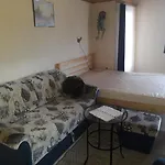 Marika Apartmanhaz アパート
