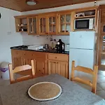 Marika Apartmanhaz * ザラカロシュ