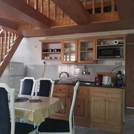 Marika Apartmanhaz