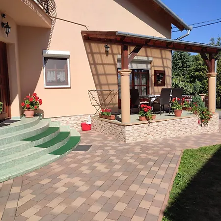 Διαμέρισμα Marika Apartmanhaz