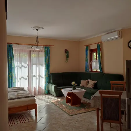 Marika Apartmanhaz Apartment Zalakaros