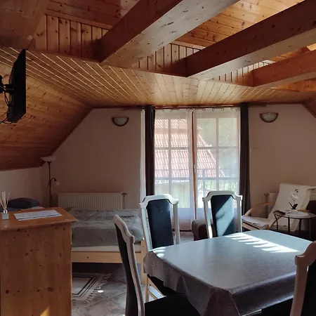 Appartement Marika Apartmanhaz *