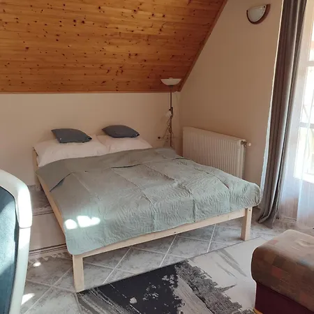 Marika Apartmanhaz 公寓