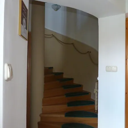 Marika Apartmanhaz 公寓 *
