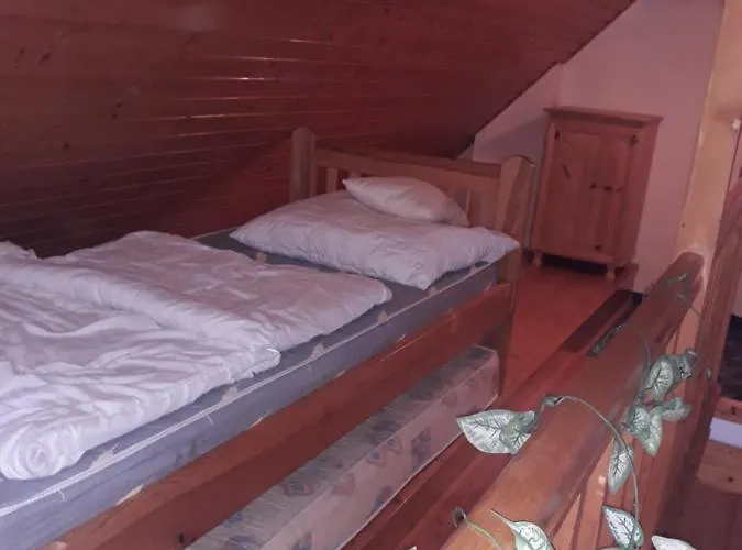 Marika Apartmanhaz *