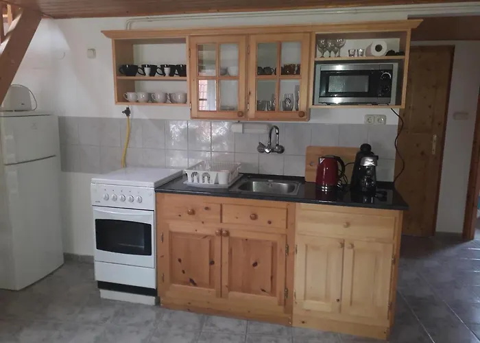 شقة Marika Apartmanhaz
