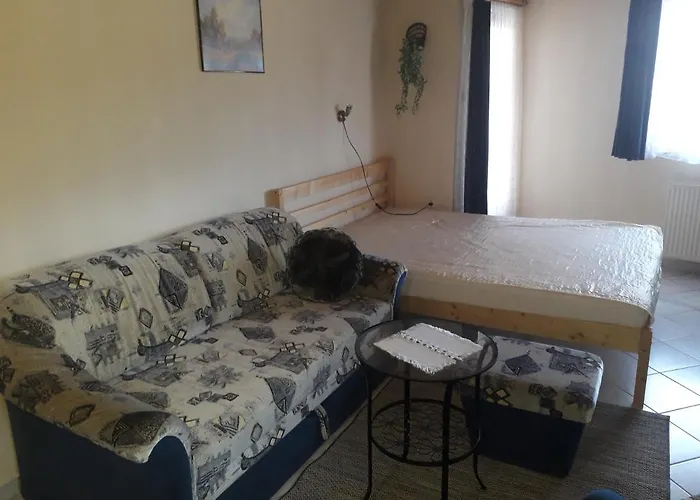 Marika Apartmanhaz شقة