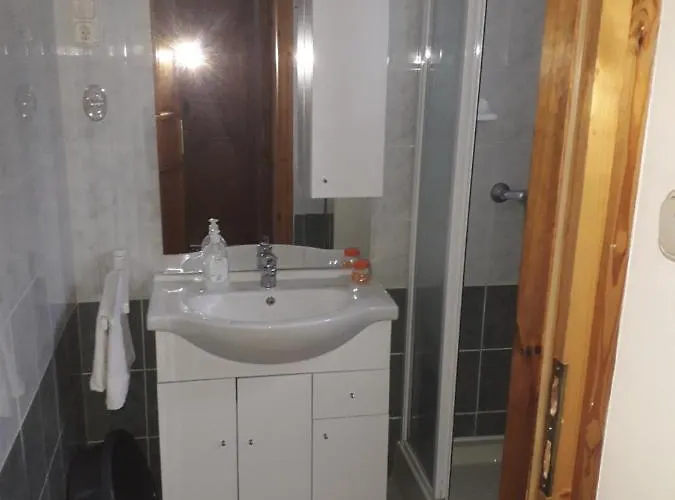 Marika Apartmanhaz زلاكاروس