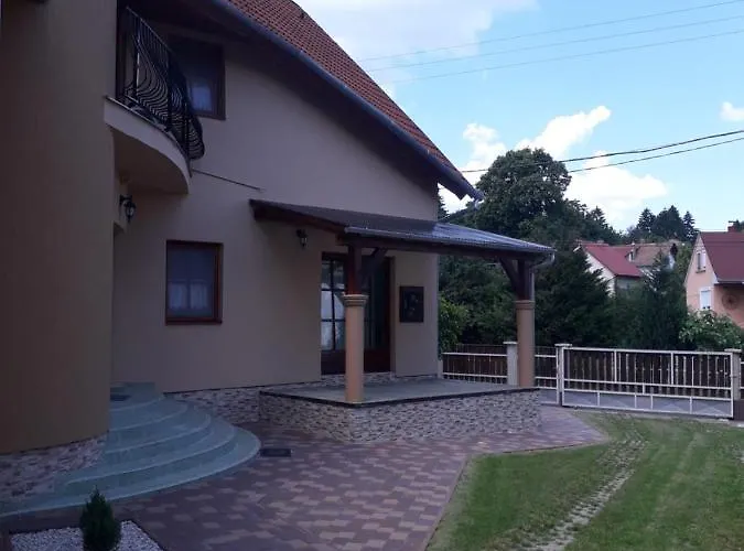 Marika Apartmanhaz Appartement *