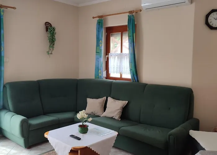 Marika Apartmanhaz * Zalakaros