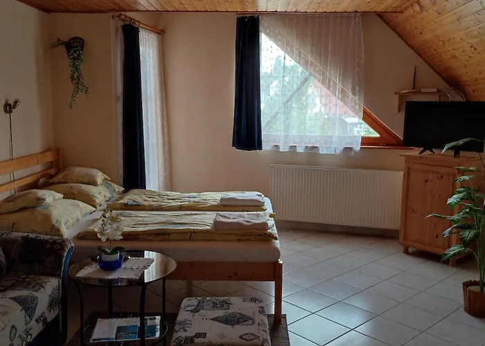 Marika Apartmanhaz *